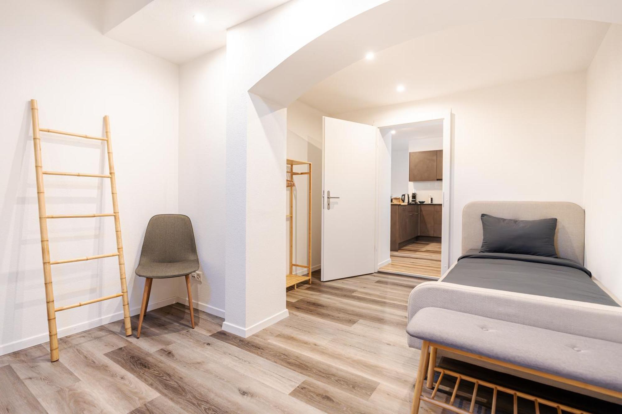 Bellevue & Classy Mountain View Apartment Кандерштег Экстерьер фото