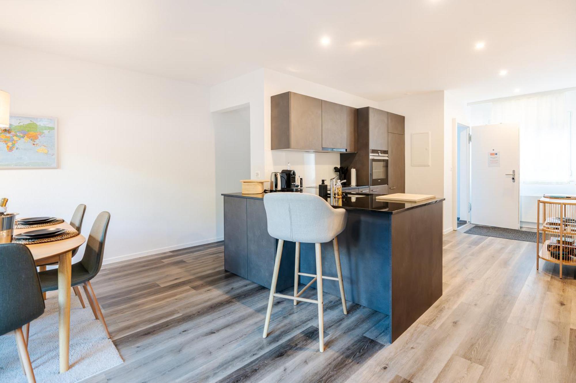 Bellevue & Classy Mountain View Apartment Кандерштег Экстерьер фото